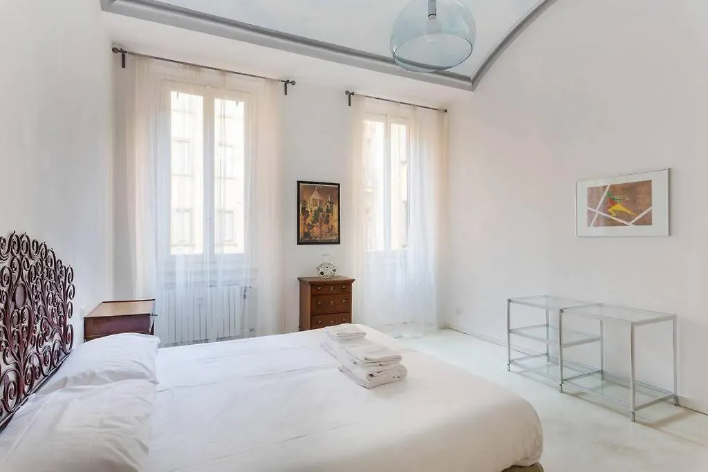 Petrarca, 16 - Nel Cuore Di Milano Apartment 0*, Milan Italy
